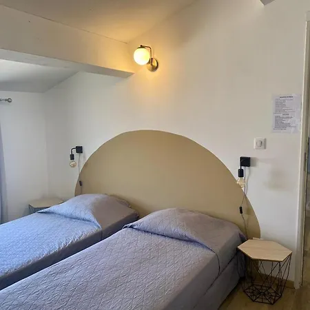 Διαμέρισμα Antonia Avec Piscine Commune - Centre Καλβί